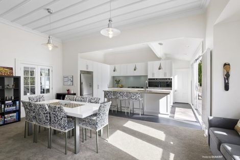 Photo of property in 41 Simla Crescent, Khandallah, Wellington, 6035