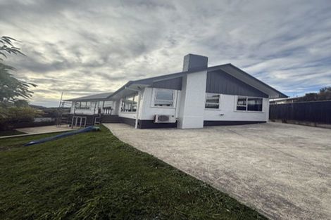 Photo of property in 282 Dowse Drive, Maungaraki, Lower Hutt, 5010