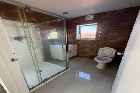 Photo of property in 16 Antalya Place, Manurewa, Auckland, 2102