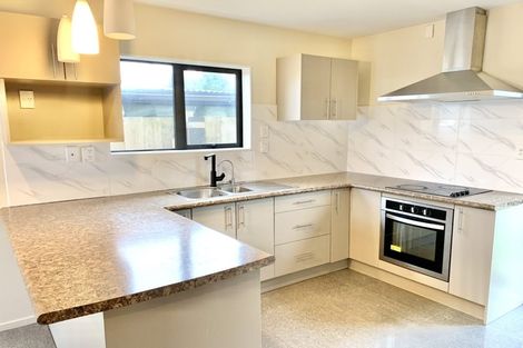 Photo of property in 26 Nile Road, Kelston, Auckland, 0602