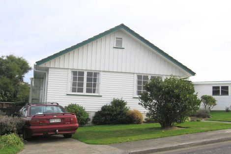 Photo of property in 4 Lenox Grove, Johnsonville, Wellington, 6037