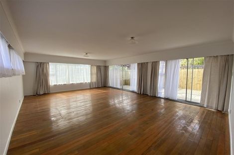 Photo of property in 3 The Crest, Sunnyhills, Auckland, 2010