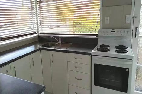 Photo of property in 1/9 Benygloe Place, Highland Park, Auckland, 2010