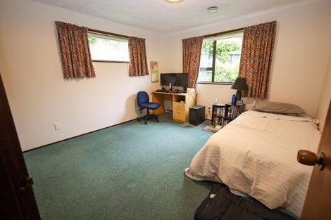 Photo of property in 71 Glenross Street, Glenross, Dunedin, 9011