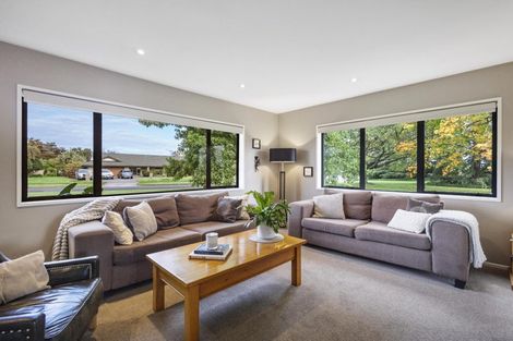 Photo of property in 12 Cowley Drive, Leamington, Cambridge, 3432