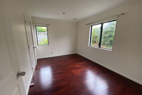 Photo of property in 4/17 Neta Grove, Henderson, Auckland, 0612
