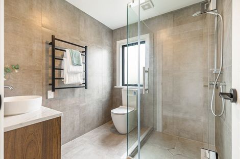 Photo of property in 17 Arawaru Avenue, Wainui, 0992