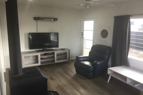 Photo of property in 18 Jollie Road, Twizel, 7901