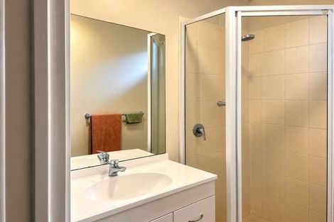 Photo of property in 25a Astley Avenue, New Lynn, Auckland, 0600