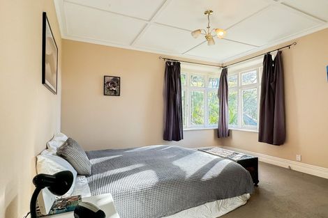 Photo of property in 2442 South Head Road, South Head, Helensville, 0874