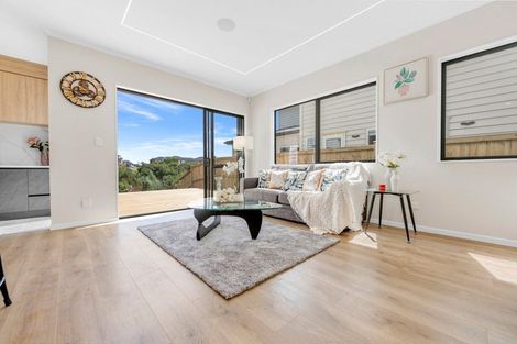 Photo of property in 24 Ballyalton Crescent, Flat Bush, 2019