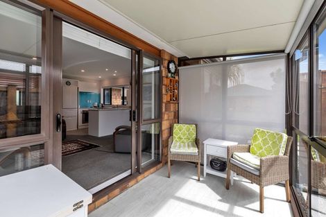 Photo of property in 12a Sussex Street, Levin, 5510