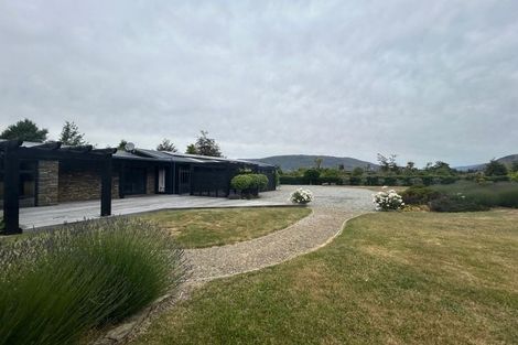 Photo of property in 11 Old Racecourse Road, Albert Town, Wanaka, 9305