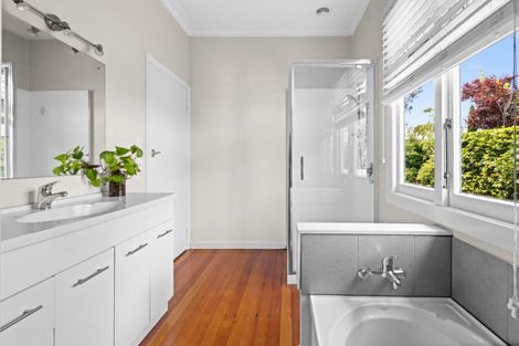 Photo of property in 23b Chambers Street, Havelock North, 4130