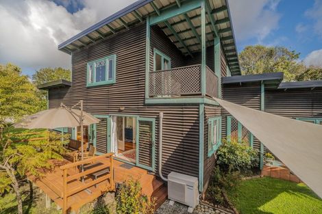 Photo of property in 1025 Beach Road, Torbay, Auckland, 0630