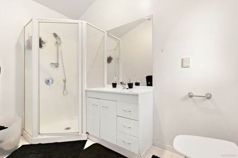 Photo of property in 70 Malaspina Place, Papatoetoe, Auckland, 2025