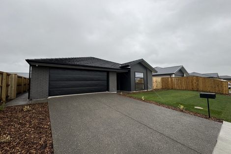 Photo of property in 37 Cousins Street, Woodend, 7691