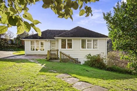 Photo of property in 7 Cheshire Street, Cannons Creek, Porirua, 5024