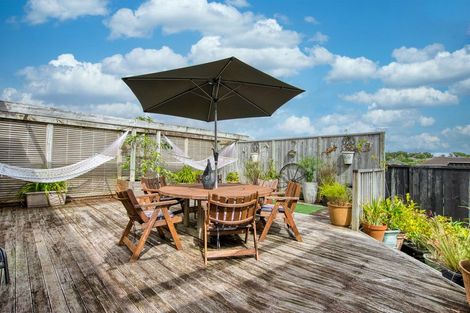 Photo of property in 31 Earlsworth Road, Mangere East, Auckland, 2024
