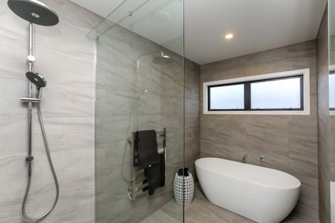 Photo of property in 3 Ryder Drive, Waiwhakaiho, New Plymouth, 4312