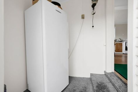 Photo of property in 20 Cornwall Street, Eltham, 4322