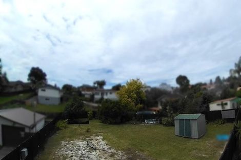 Photo of property in 17a Glucina Place, Glen Eden, Auckland, 0602