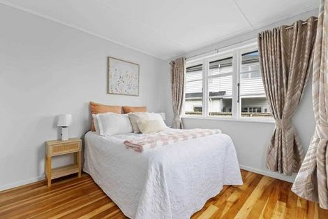 Photo of property in 1/2 Esperanto Road, Papatoetoe, Auckland, 2025