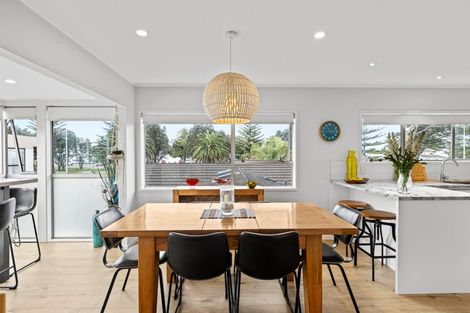 Photo of property in 2/252 Hibiscus Coast Highway, Orewa, 0931