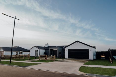 Photo of property in 31 Raupo Crescent, Wharewaka, Taupo, 3330