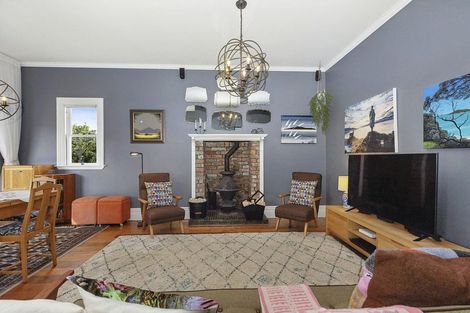 Photo of property in 31 Kapiti Crescent, Titahi Bay, Porirua, 5022