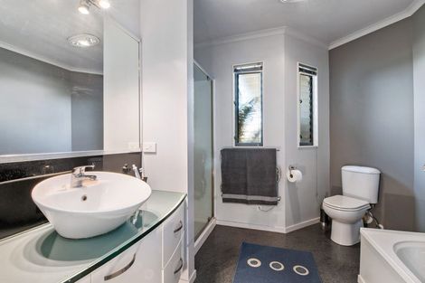 Photo of property in 16 Robinson Terrace, Rangatira Park, Taupo, 3330