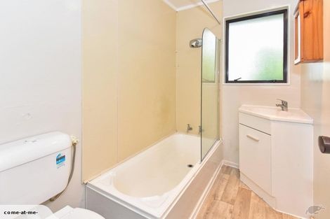 Photo of property in 4 Peverill Crescent, Papatoetoe, Auckland, 2025