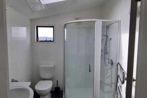 Photo of property in 14 Kekeno Grove, Tirohanga, Lower Hutt, 5010