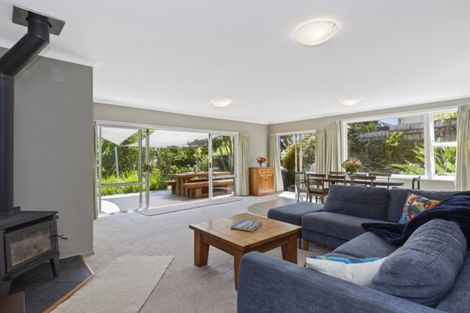 Photo of property in 216 Welcome Bay Road, Welcome Bay, Tauranga, 3112