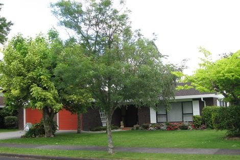 Photo of property in 81 Walter Strevens Drive, Conifer Grove, Takanini, 2112