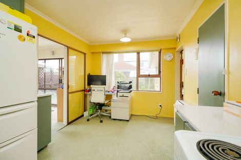 Photo of property in 9 Cheyne Street, Windsor, Invercargill, 9810