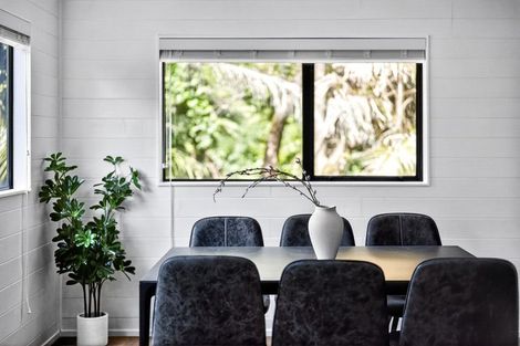 Photo of property in 11 Longview Rise, Massey, Auckland, 0614