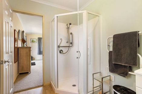 Photo of property in 105 Avalon Place, Whangamata, 3620