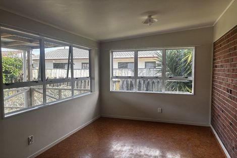 Photo of property in 57a Kamo Road, Regent, Whangarei, 0112