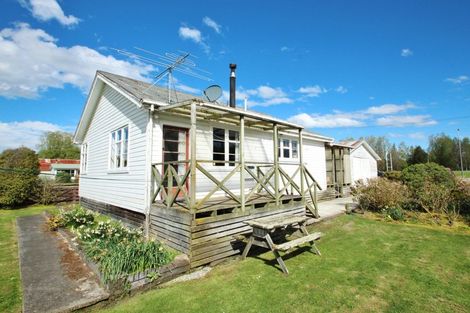 Photo of property in 61 Middle Street, Pukerau, Gore, 9772