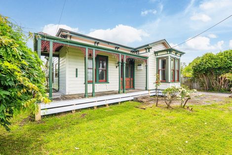 Photo of property in 2 Cambridge Street, Pahiatua, 4910