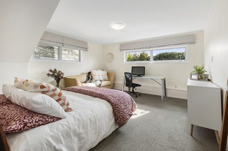 Photo of property in 41a Mantell Street, Seatoun, Wellington, 6022