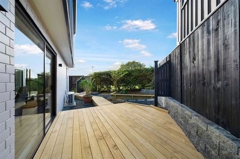 Photo of property in 40d Nikau Street, New Lynn, Auckland, 0600