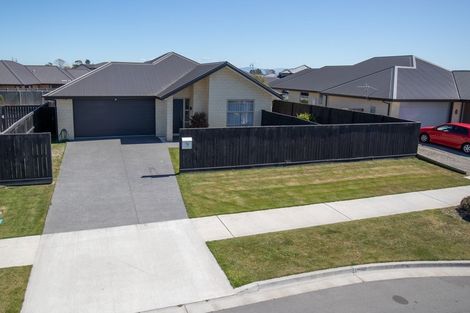 Photo of property in 13 Brockelbank Drive, Kaiapoi, 7630