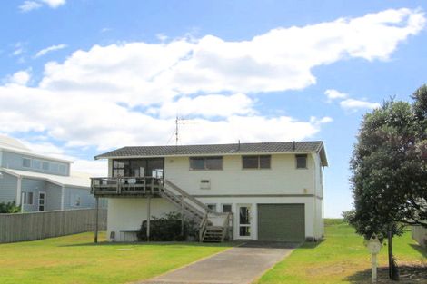 Photo of property in 53 Shaw Road, Waihi Beach, 3611