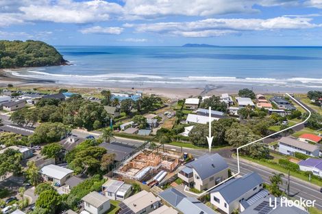 Photo of property in 19 Beach Road, Waihi Beach, 3611