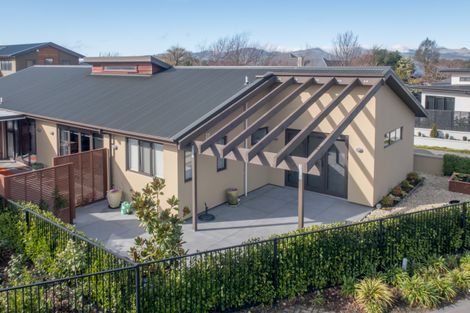 Photo of property in 21 Birchs Road, Prebbleton, 7604