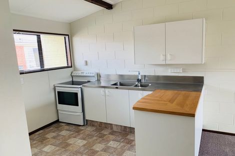 Photo of property in 1/181 Macandrew Road, South Dunedin, Dunedin, 9012