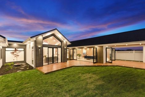 Photo of property in 13 Sylvester Crescent, Flagstaff, Hamilton, 3210