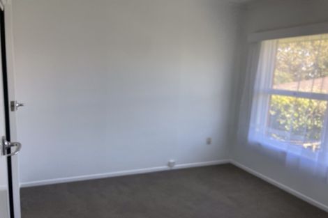 Photo of property in 3/7 Roberts Avenue, Bayswater, Auckland, 0622